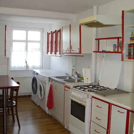 Goscinne Irene * 波兹南